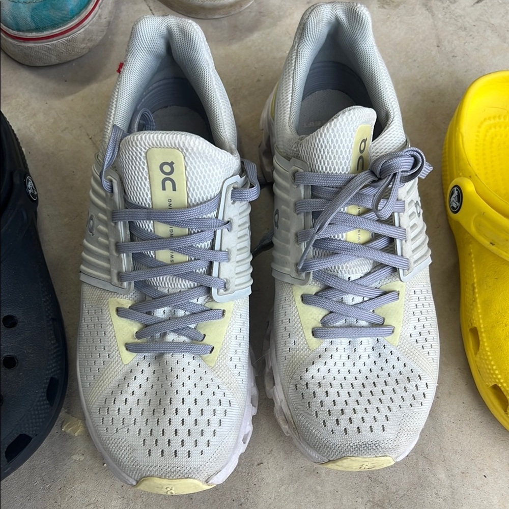 On Running Light Gray Sneakers